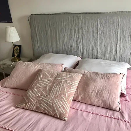 Bed & Breakfast La Maison Du Hommeel *